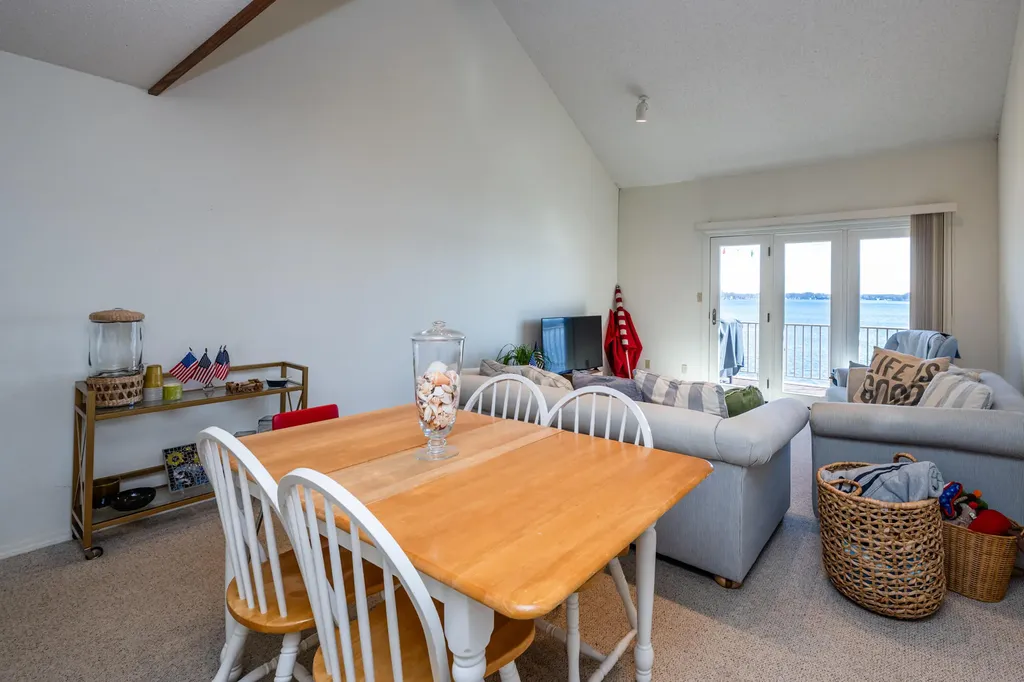 5251 Paw Paw Lake Road Coloma Charter Township MI 49038