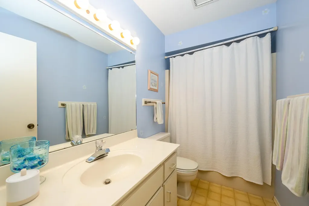 5251 Paw Paw Lake Road Coloma Charter Township MI 49038