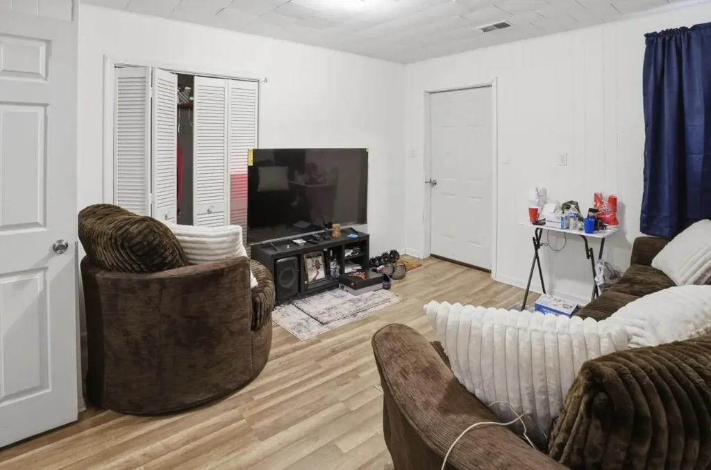 107 S Crystal Avenue Benton Charter Township MI 49022