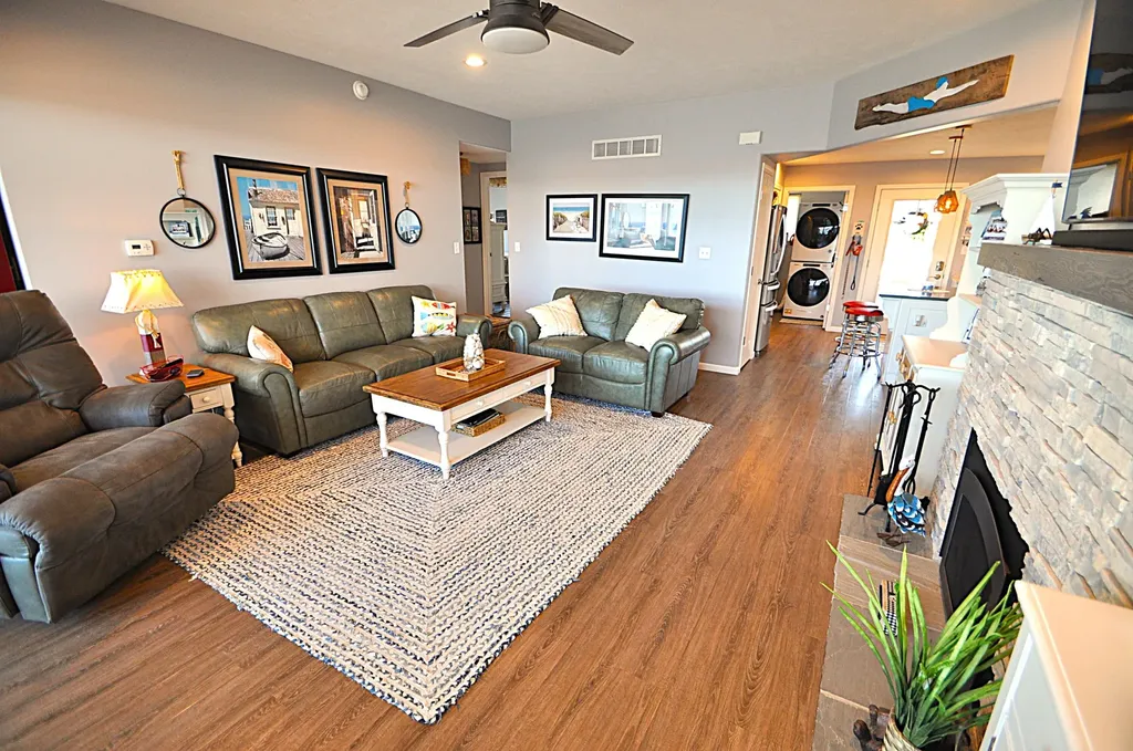 23642 S Shore Drive Ontwa Township MI 49112