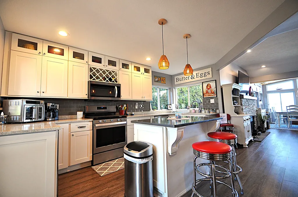 23642 S Shore Drive Ontwa Township MI 49112