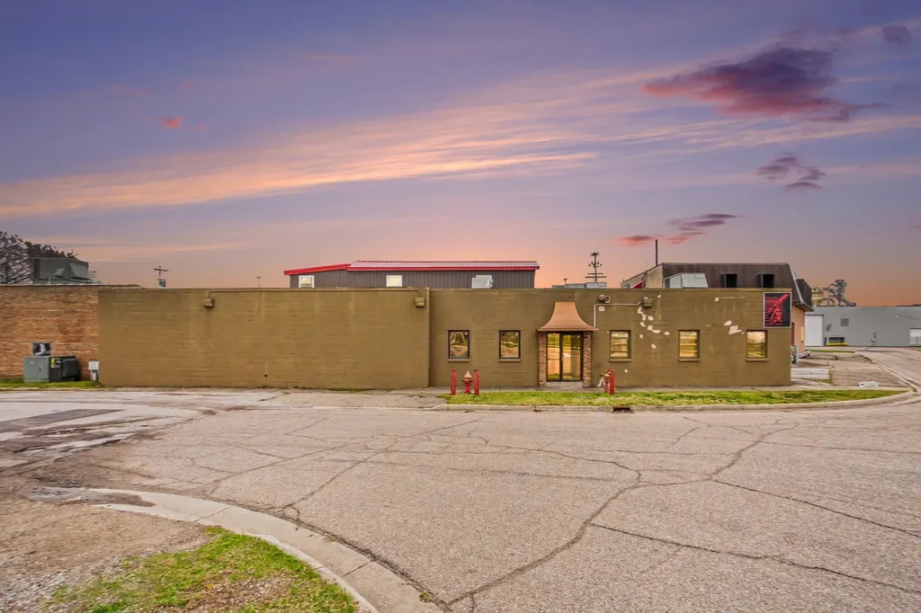 100 Lagrange Street Dowagiac City MI 49047
