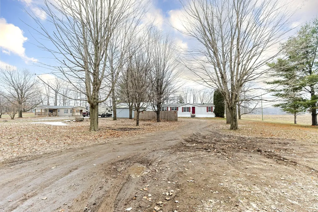 60123 Dailey Road Lagrange Township MI 49047