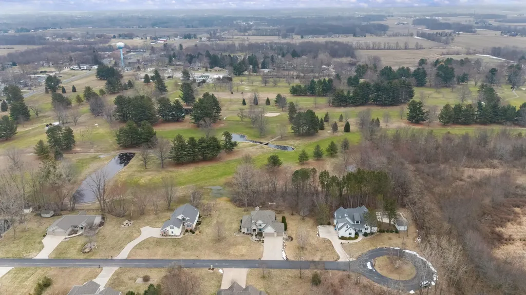 9847 Quail Run Court Lake Charter Township MI 49106