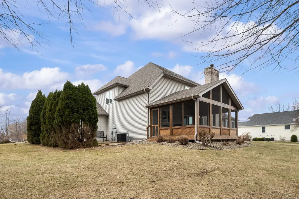 9847 Quail Run Court Lake Charter Township MI 49106