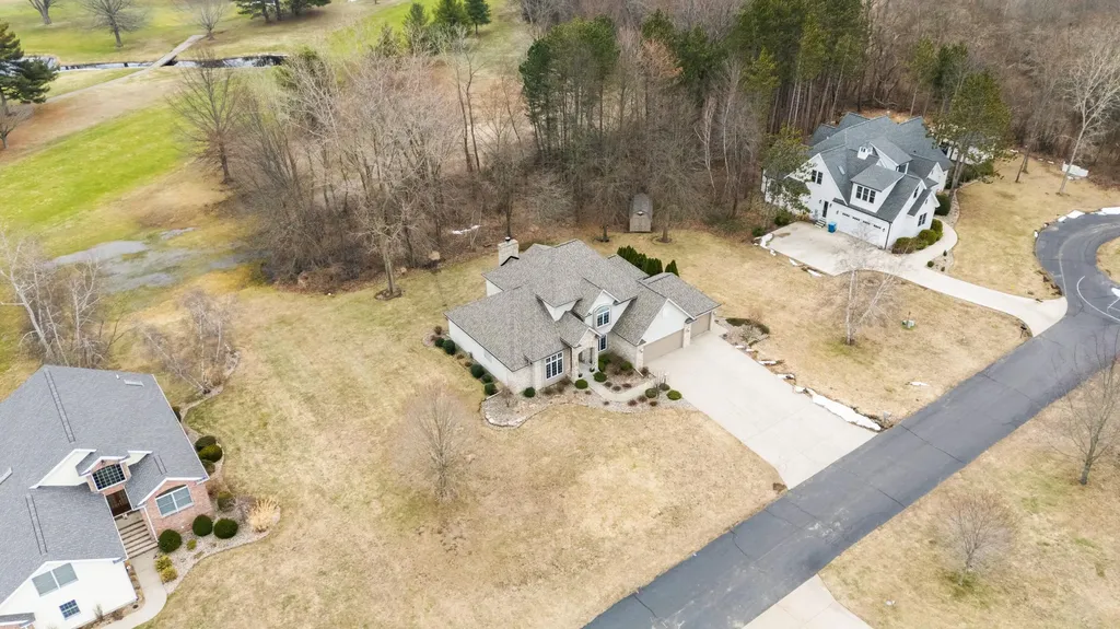 9847 Quail Run Court Lake Charter Township MI 49106
