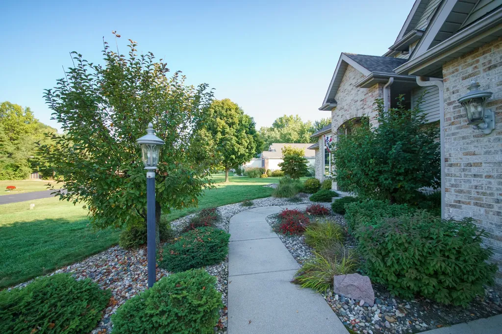 9847 Quail Run Court Lake Charter Township MI 49106