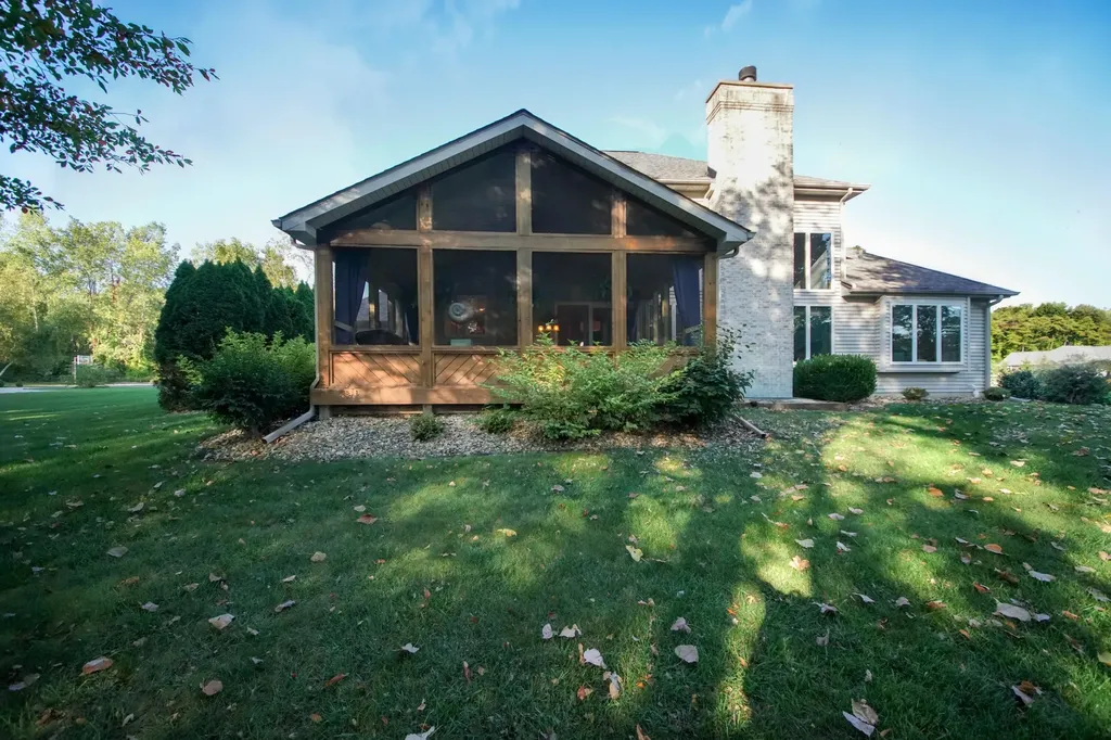 9847 Quail Run Court Lake Charter Township MI 49106
