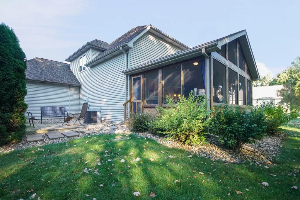 9847 Quail Run Court Lake Charter Township MI 49106