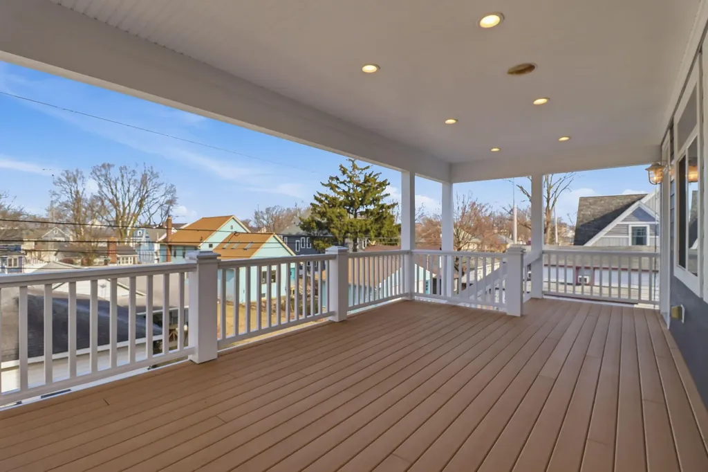 622 Vine Street St. Joseph City MI 49085