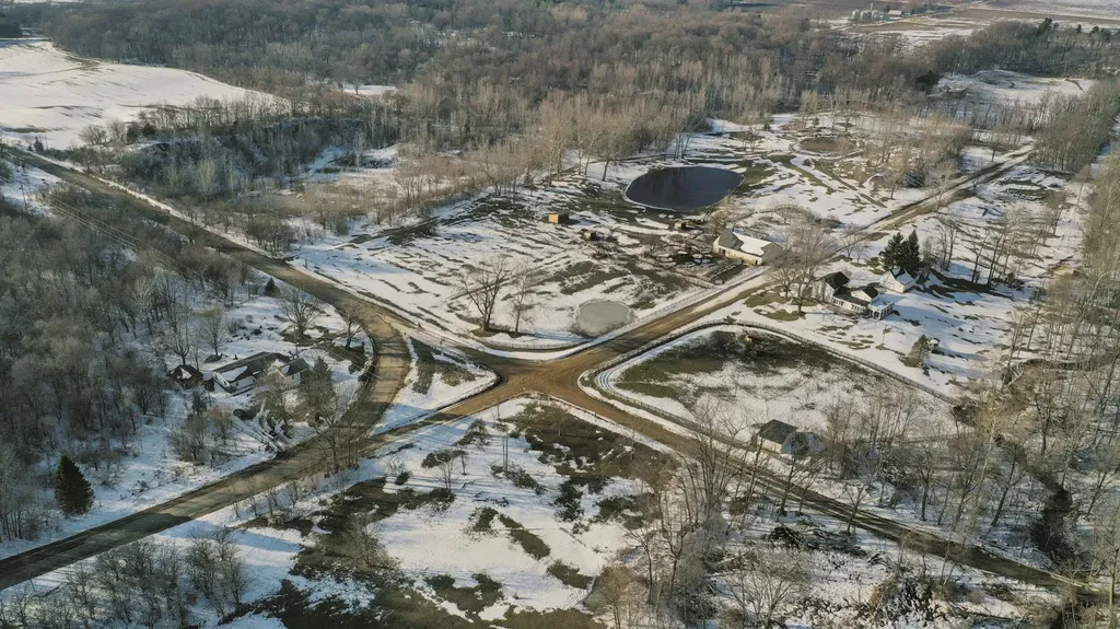 4812 Spring Creek Road Galien Township MI 49128