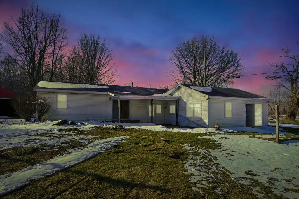 4812 Spring Creek Road Galien Township MI 49128