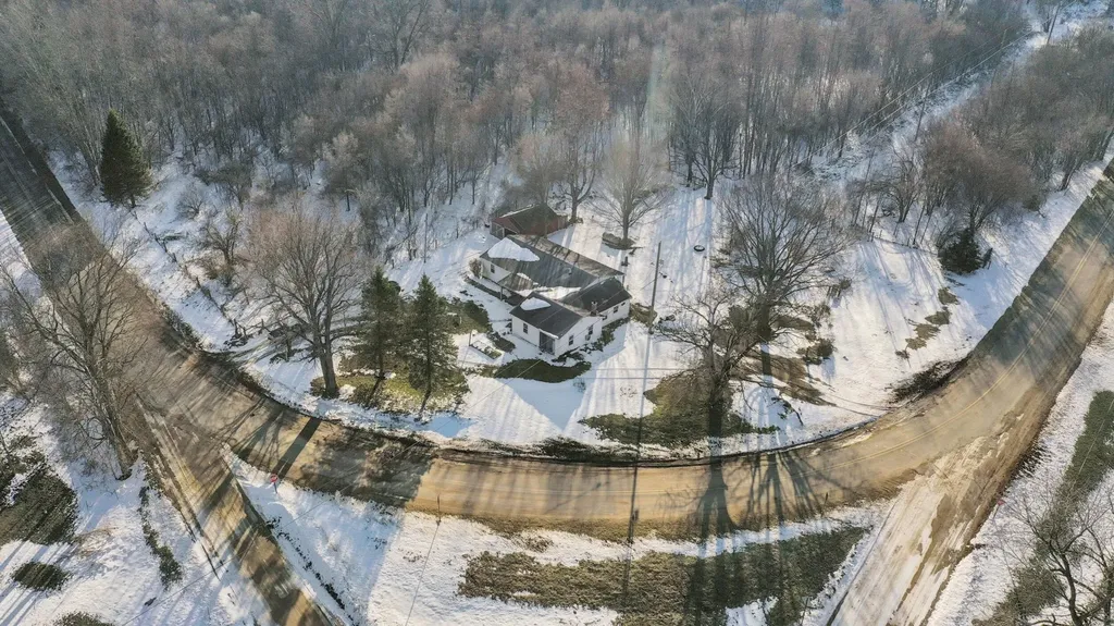 4812 Spring Creek Road Galien Township MI 49128