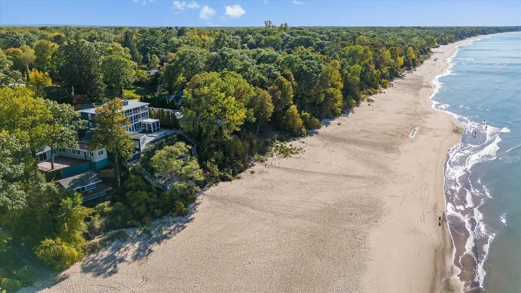 10222 Town Line Road New Buffalo Township MI 49129