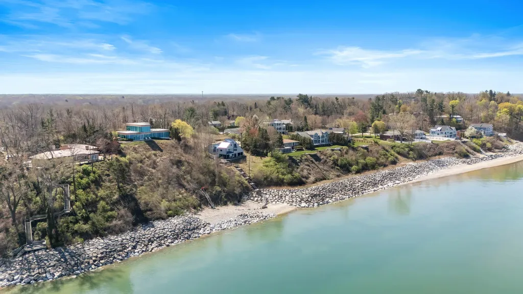 50005 High Point Lane Grand Beach Village MI 49117