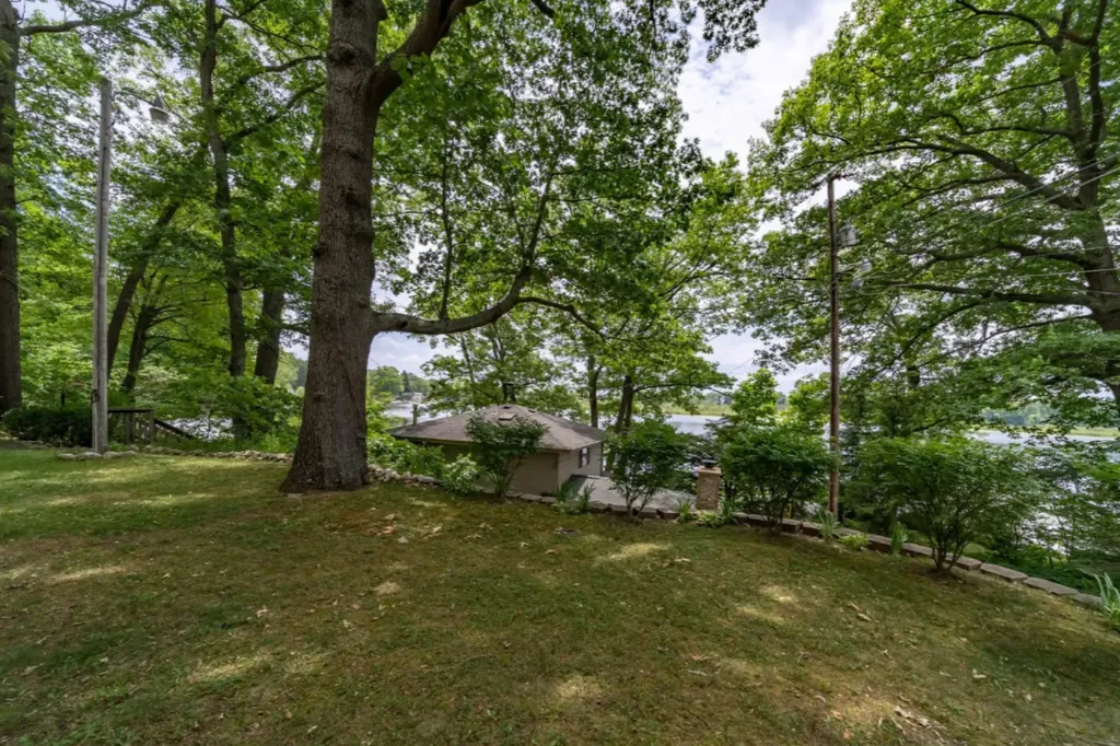 51000 Maple Road Marcellus Township MI 49067