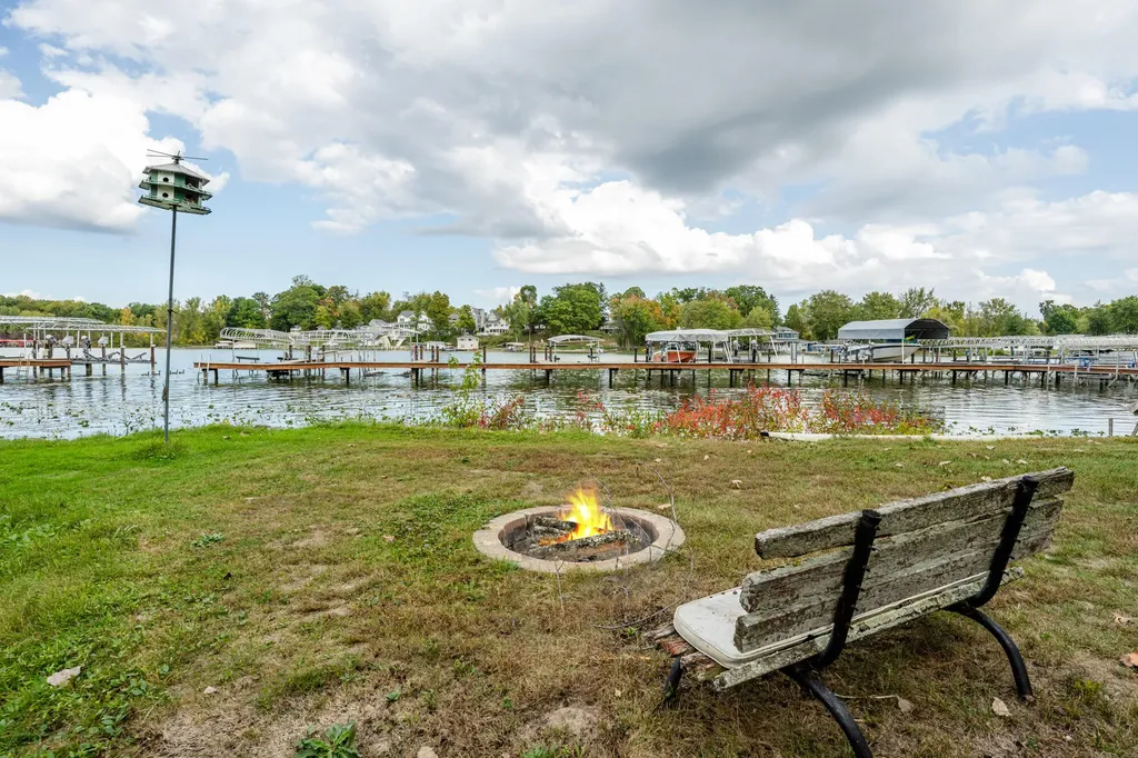 5632 N Watervliet Road Watervliet Township MI 49098