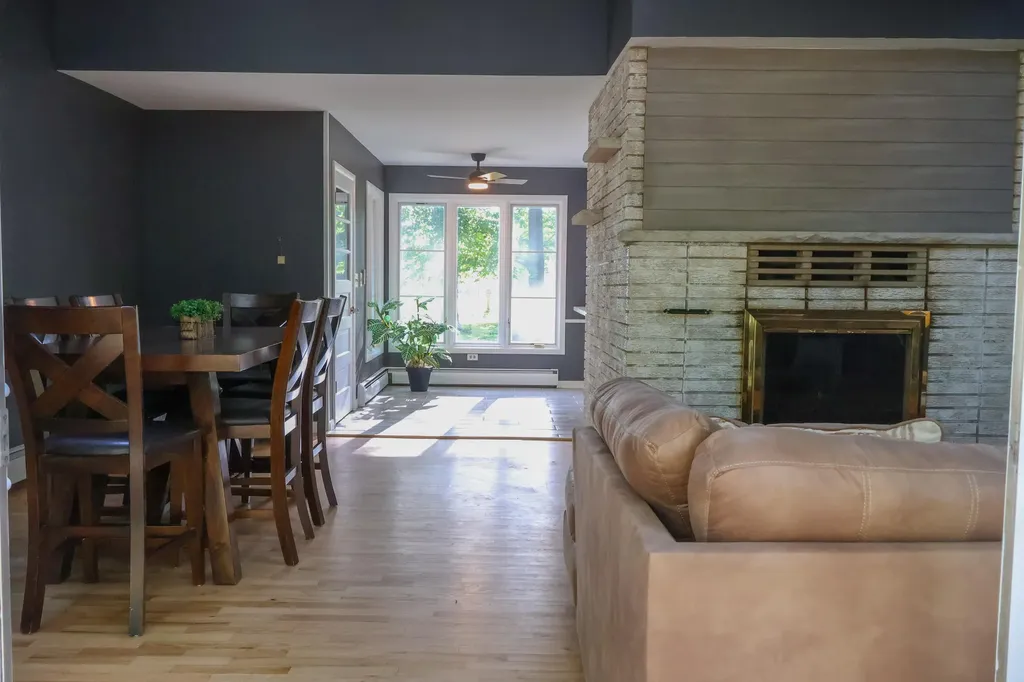 12449 California Road Weesaw Township MI 49125