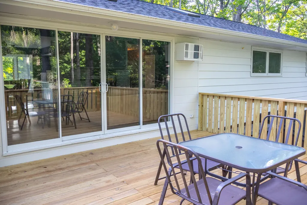 12449 California Road Weesaw Township MI 49125