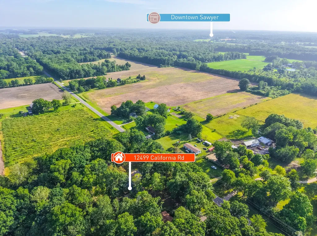 12449 California Road Weesaw Township MI 49125