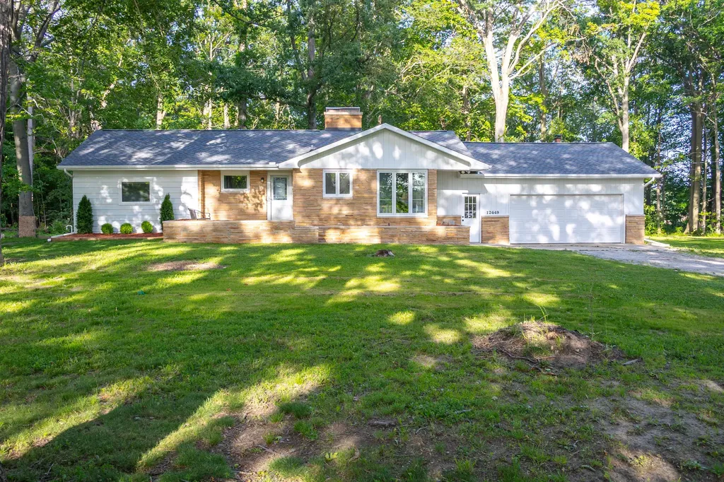 12449 California Road Weesaw Township MI 49125