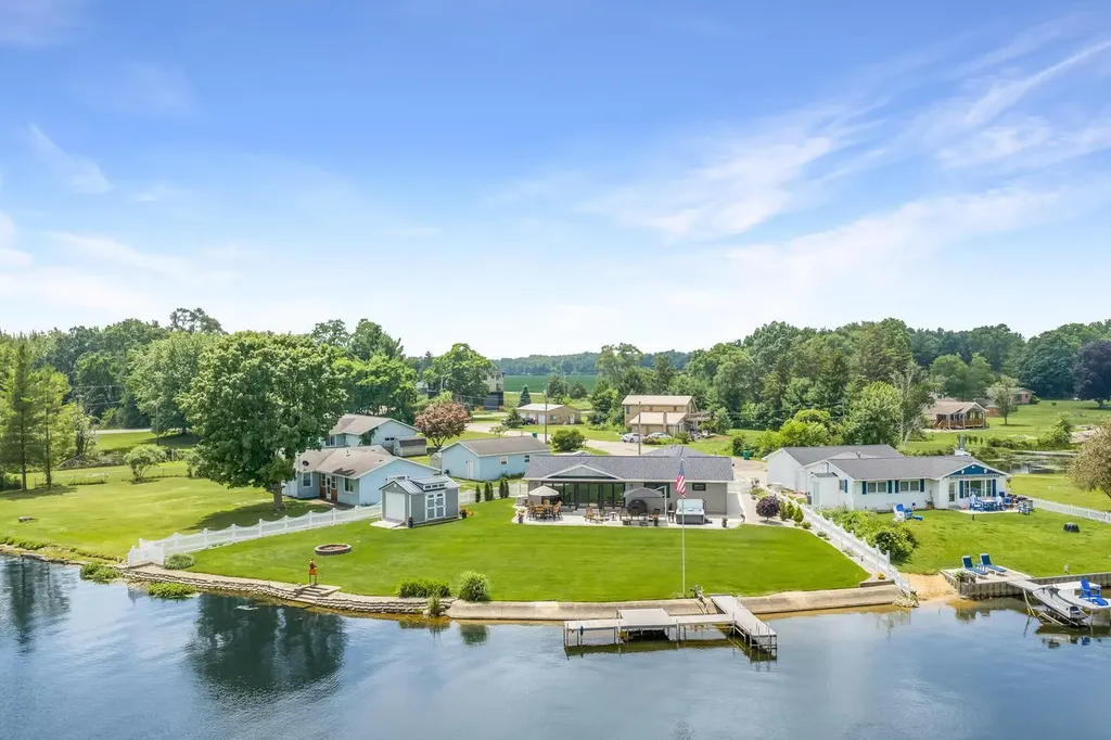 52181 Rivolake Road Mendon Township MI 49093