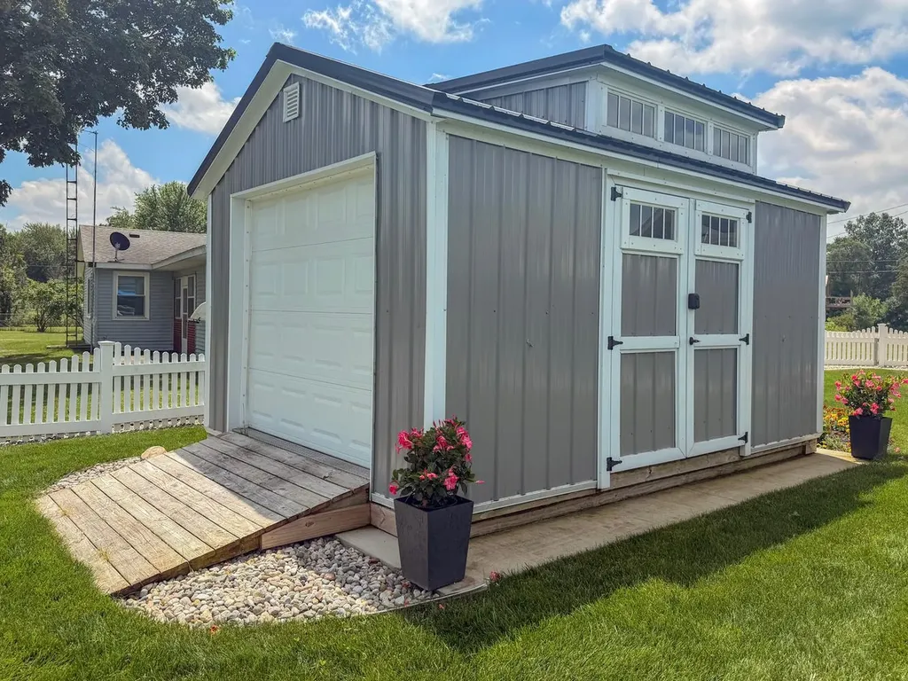 52181 Rivolake Road Mendon Township MI 49093
