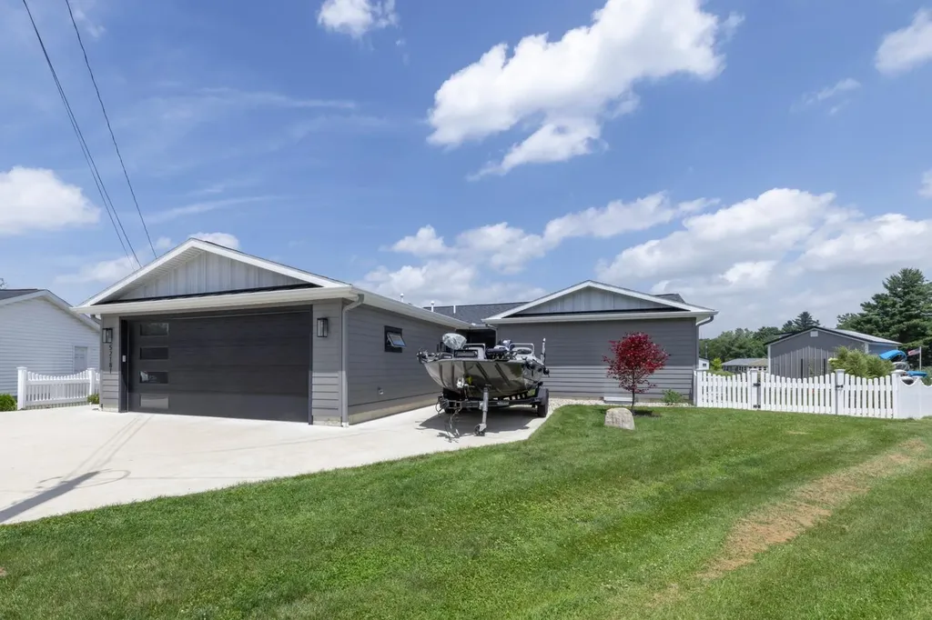 52181 Rivolake Road Mendon Township MI 49093