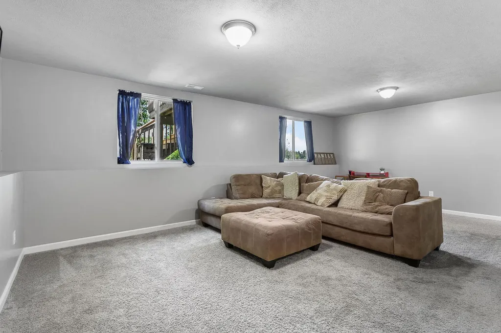 129 Wheeling Street Bangor City MI 49013