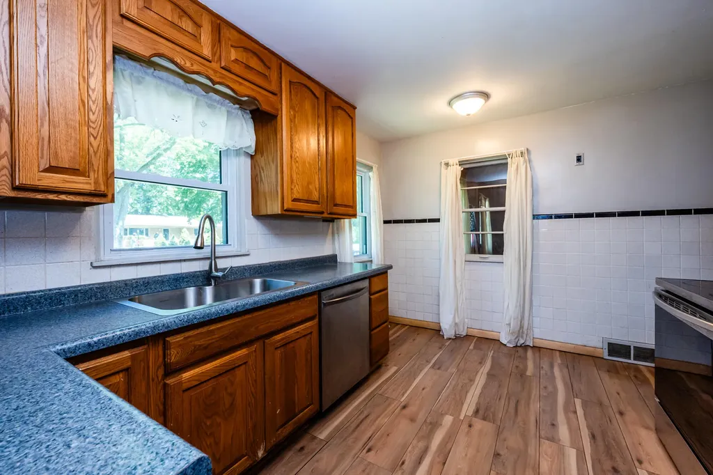 1803 Heath Court St. Joseph Charter Township MI 49022