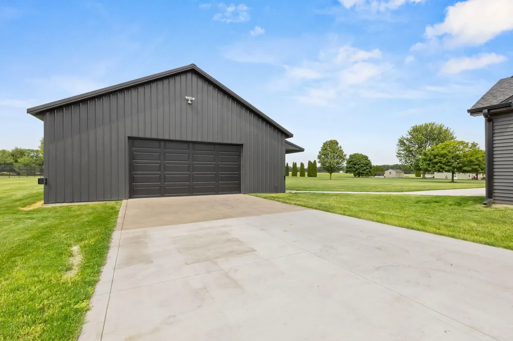 20872 State Line Road Mason Township MI 49112