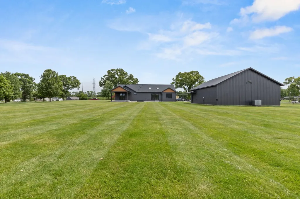 20872 State Line Road Mason Township MI 49112