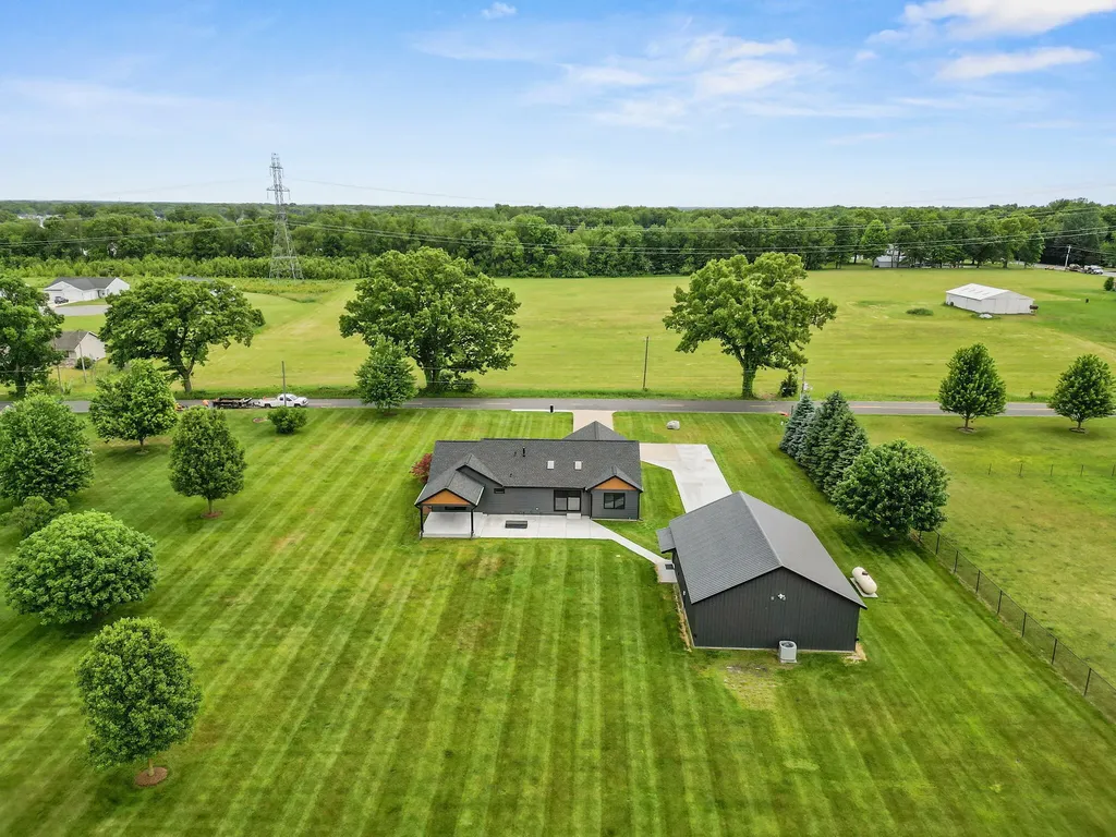 20872 State Line Road Mason Township MI 49112