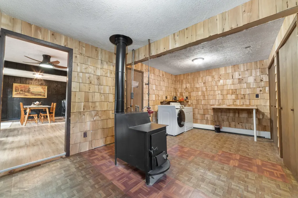 1880 Cherry Creek Trail Lovells Township MI 49738
