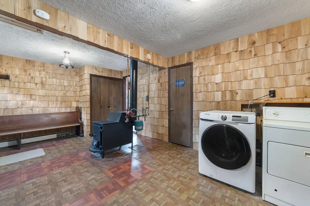 1880 Cherry Creek Trail Lovells Township MI 49738