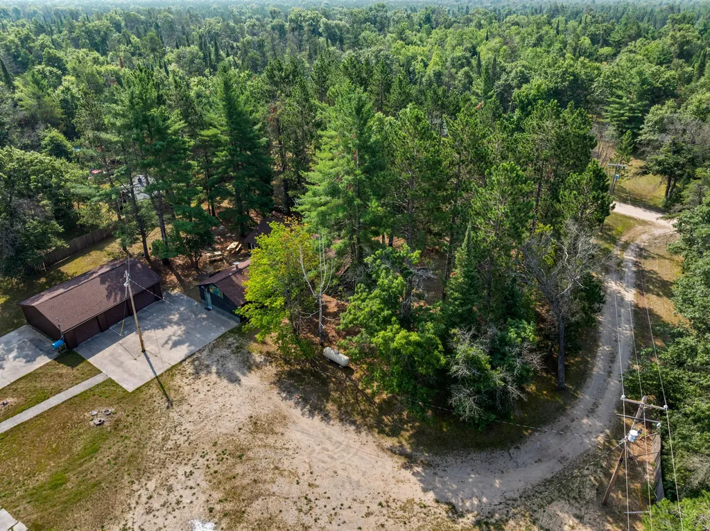 1880 Cherry Creek Trail Lovells Township MI 49738