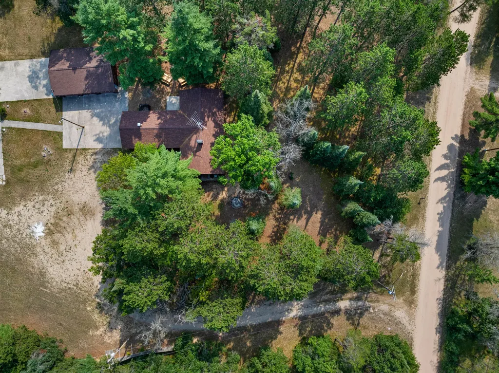 1880 Cherry Creek Trail Lovells Township MI 49738
