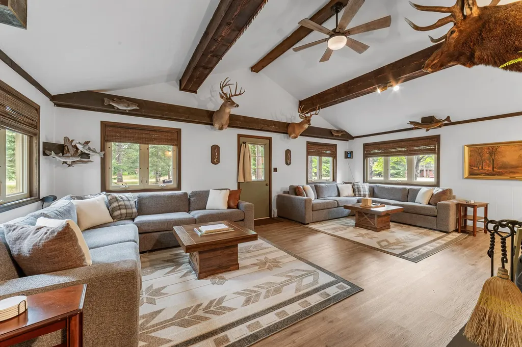 1880 Cherry Creek Trail Lovells Township MI 49738
