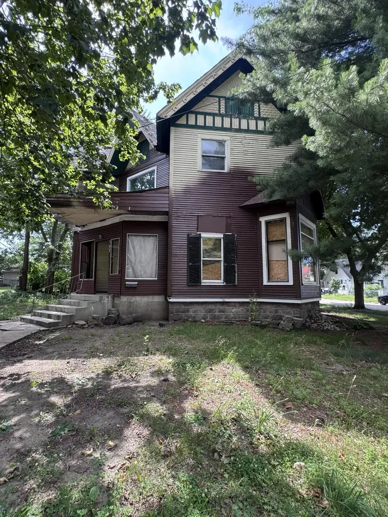 307 Orchard Street Dowagiac City MI 49047