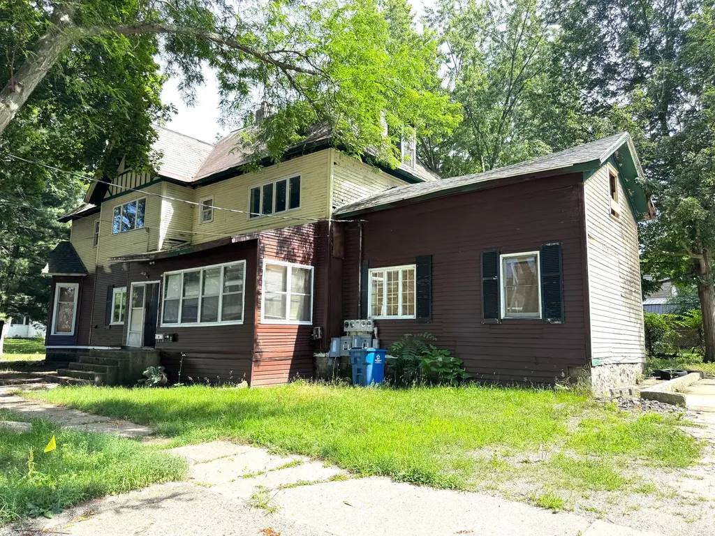 307 Orchard Street Dowagiac City MI 49047
