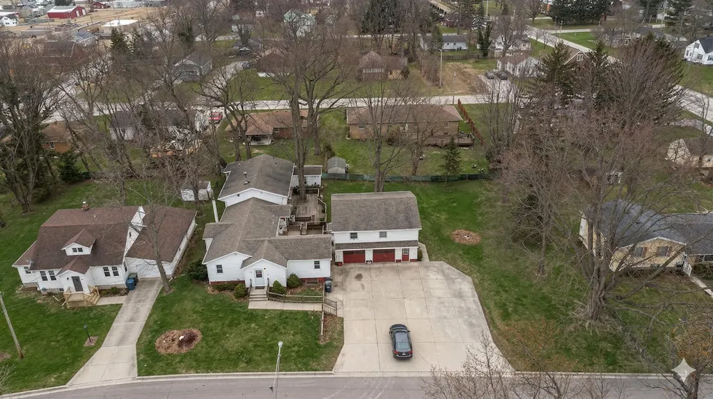 2854 Oak Street Stevensville Village MI 49127