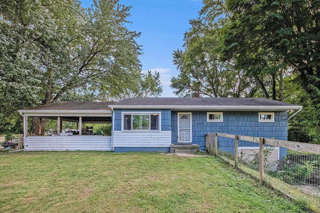 2262 Warren Road Howard Township MI 49120