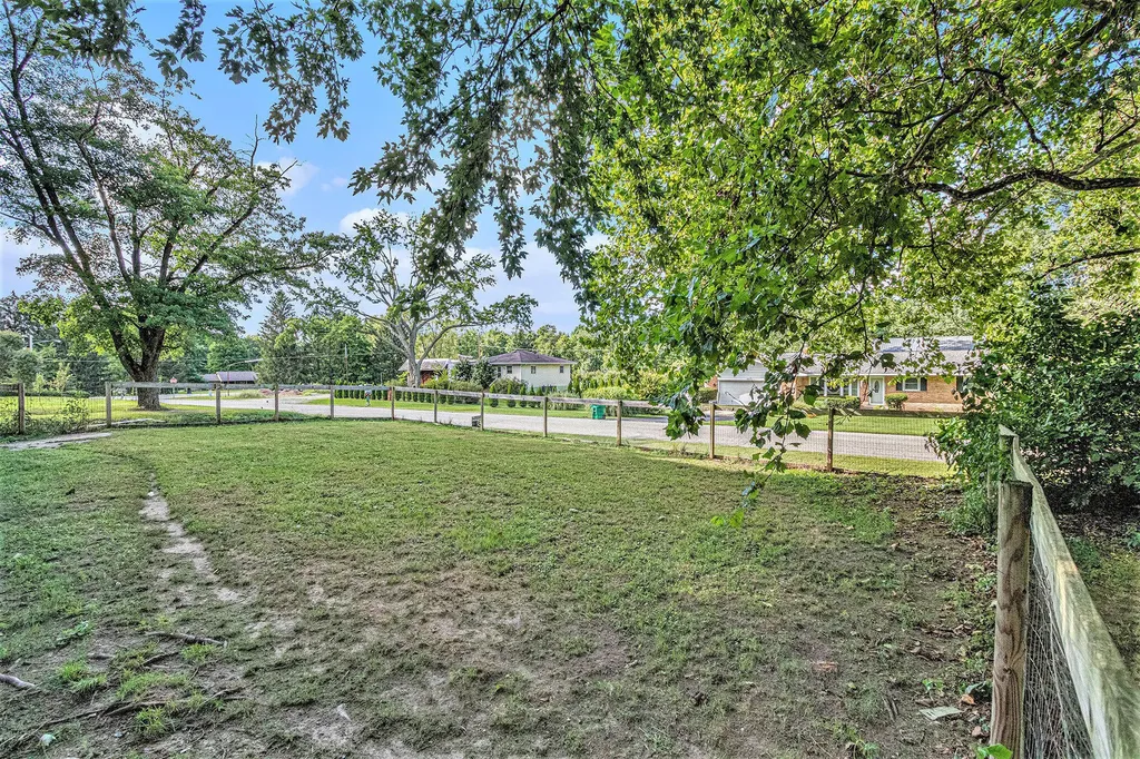 2262 Warren Road Howard Township MI 49120