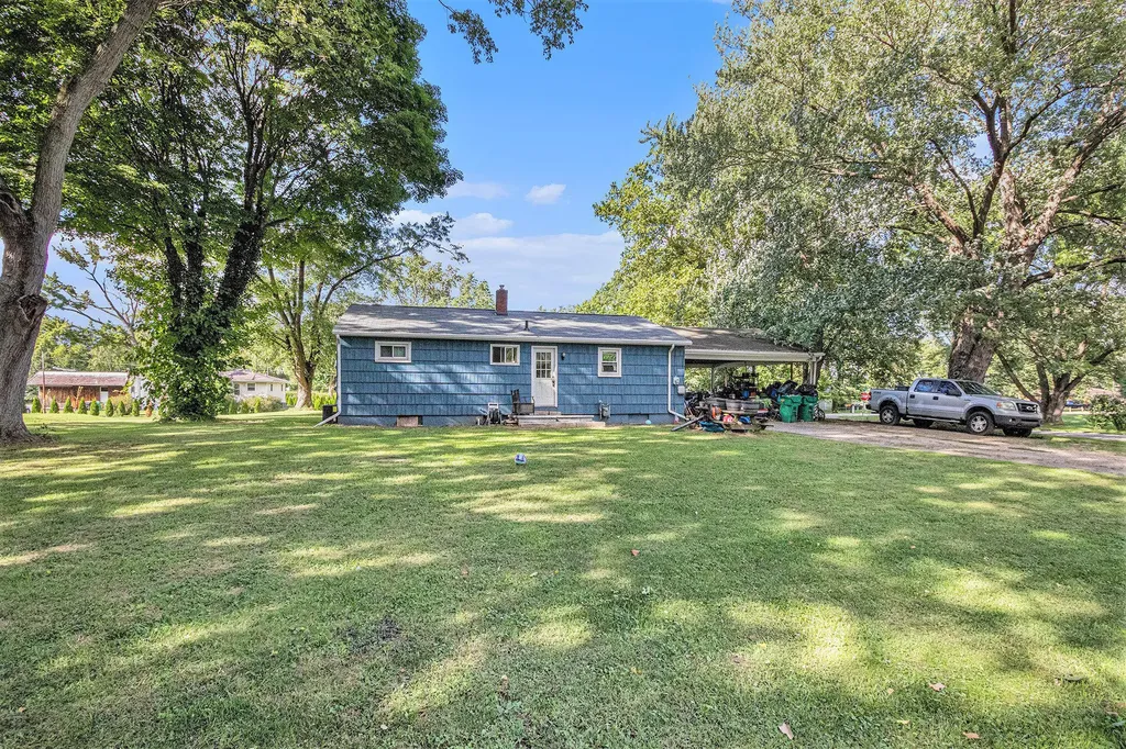 2262 Warren Road Howard Township MI 49120