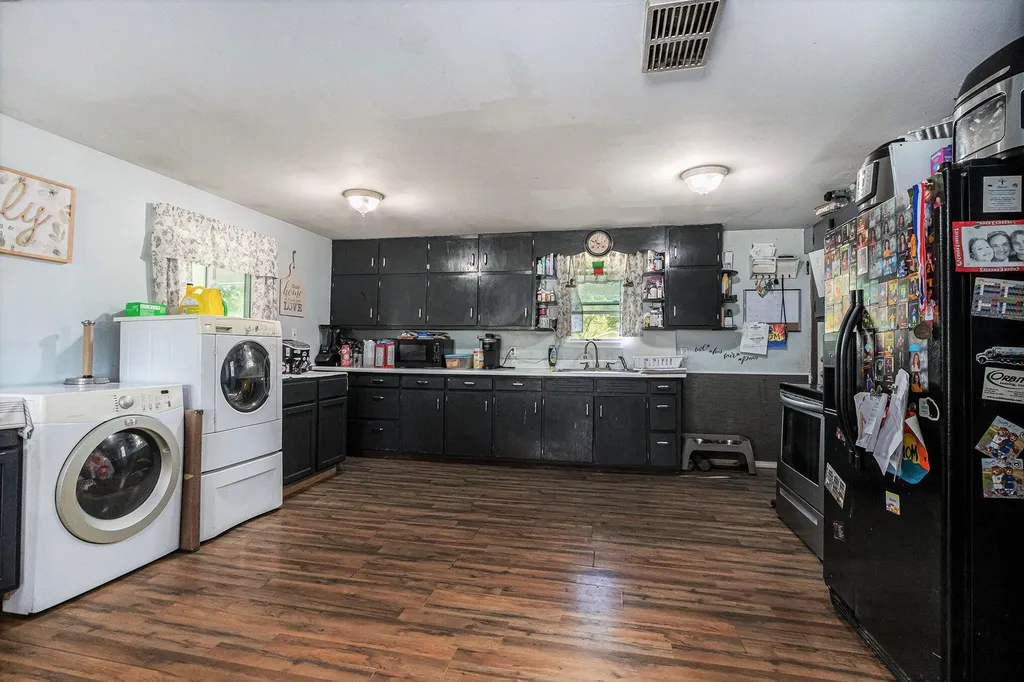 2262 Warren Road Howard Township MI 49120