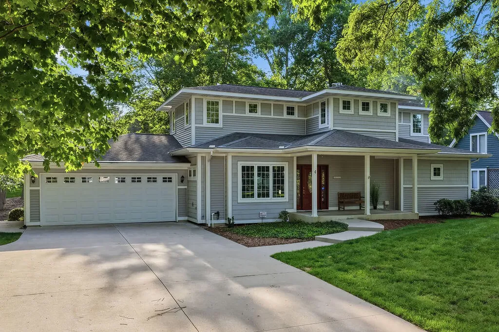 4 Columbine Drive Casco Township MI 49090