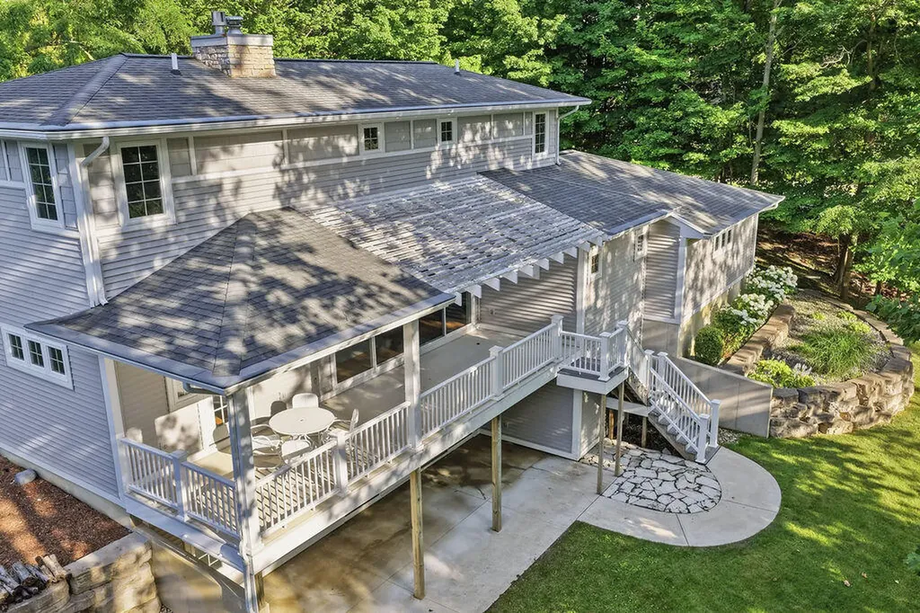 4 Columbine Drive Casco Township MI 49090