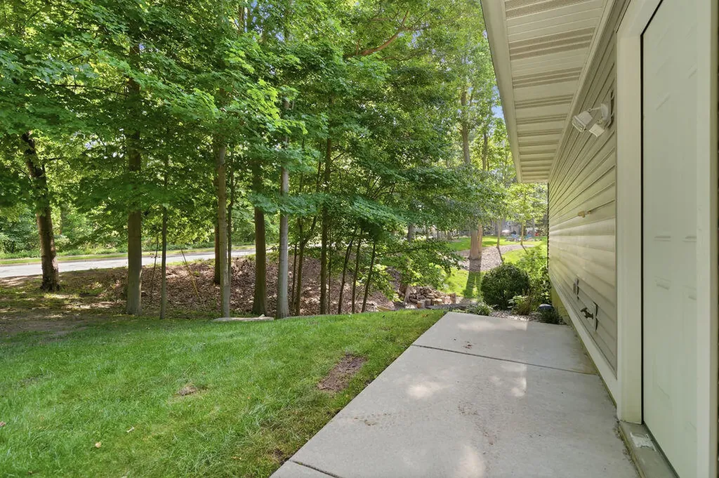4 Columbine Drive Casco Township MI 49090
