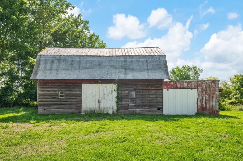 3709 Michael Road Eau Claire Village MI 49111