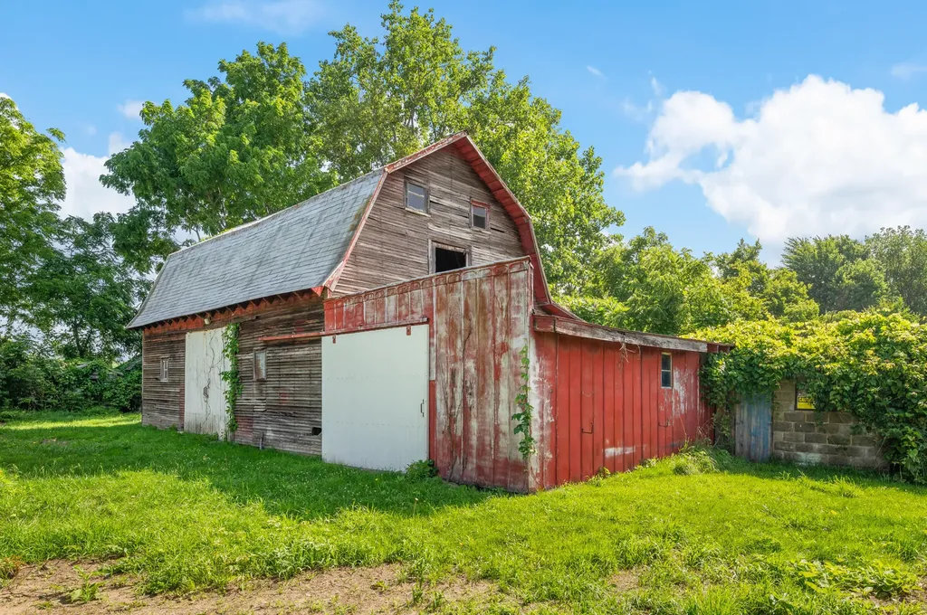 3709 Michael Road Eau Claire Village MI 49111